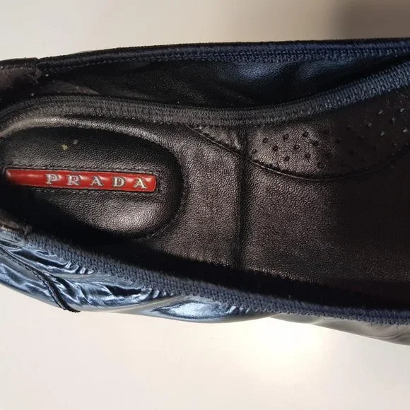 Prada black scrunch patent leather ballerinas’ flats - Picture 9 of 11